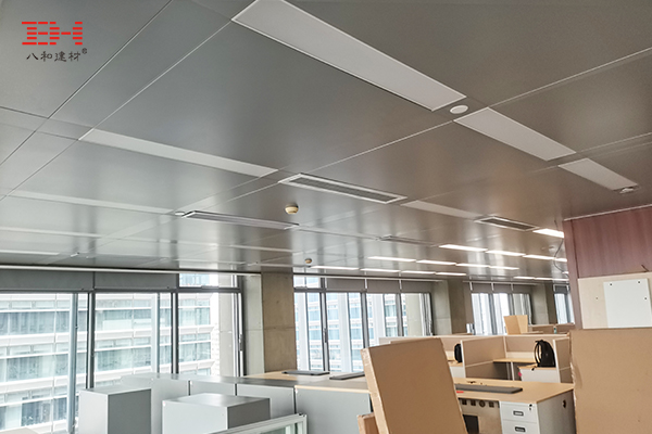 辦公室裝修勾搭式鋁瓦楞板天花，廣州發展中心大廈
